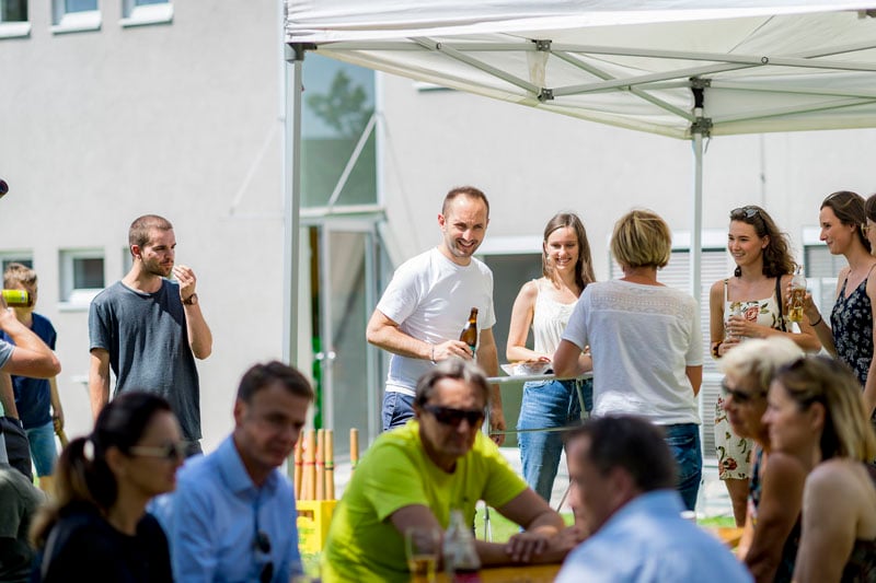 2020-07-10 NEOOM Teamfotos und Sommerfest_067