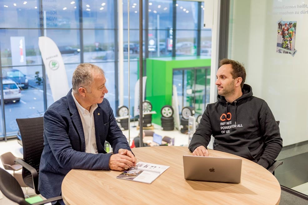 2021-12-15-NEOOM-Autohaus-Ortner-Wartberg_008-web