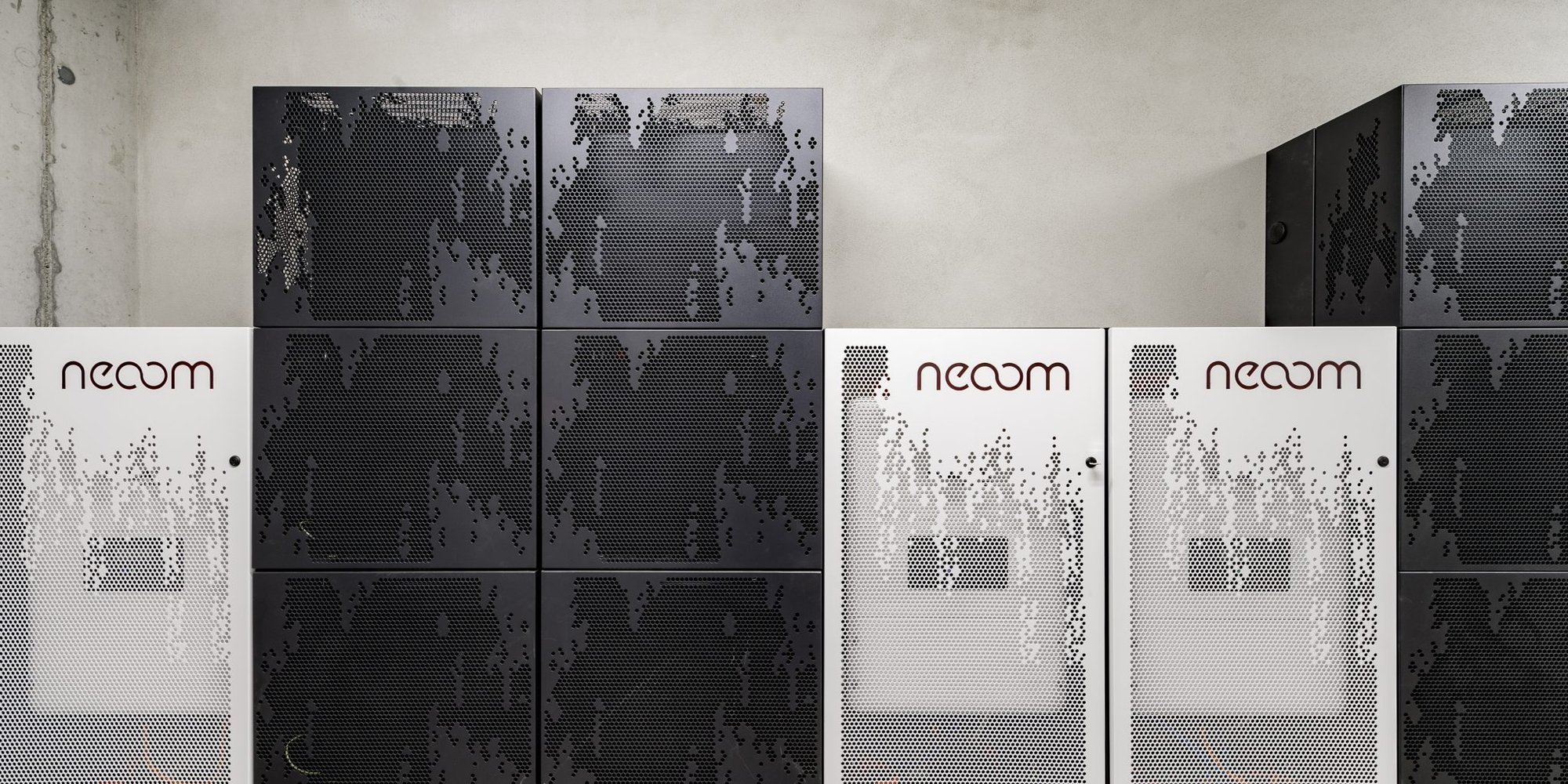 neoom battery storage at the goat farm