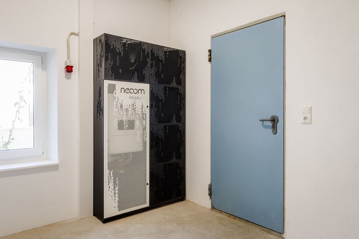 neoom KJUUBE mit attraktiven Design