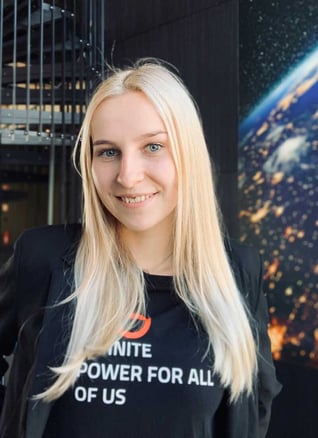 Julia_pröll_800