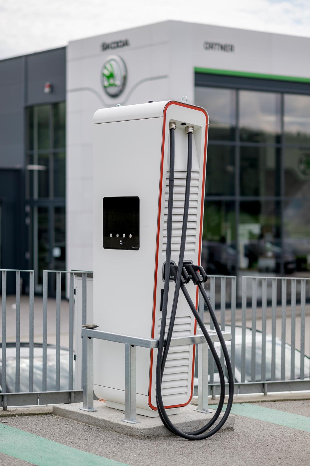 2021-12-15-NEOOM-Autohaus-Ortner-Wartberg_023-web