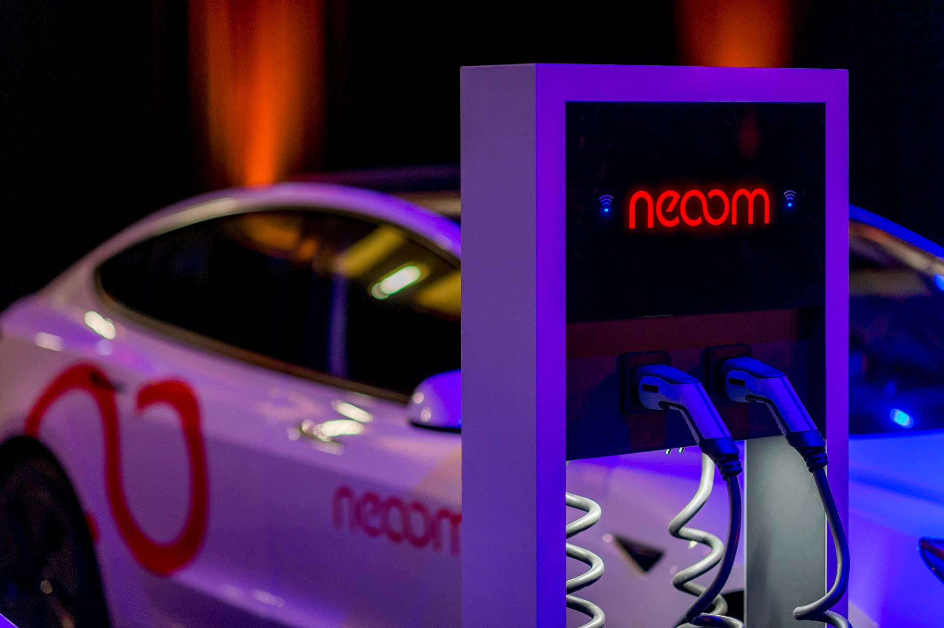 neoom Elektroauto